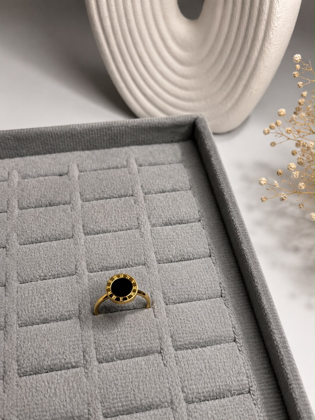 Roman Ring