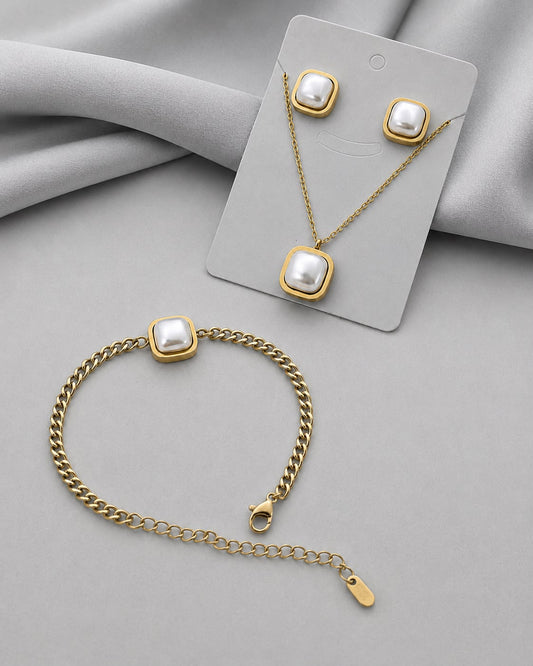 4 Piece Diamond white pearl set
