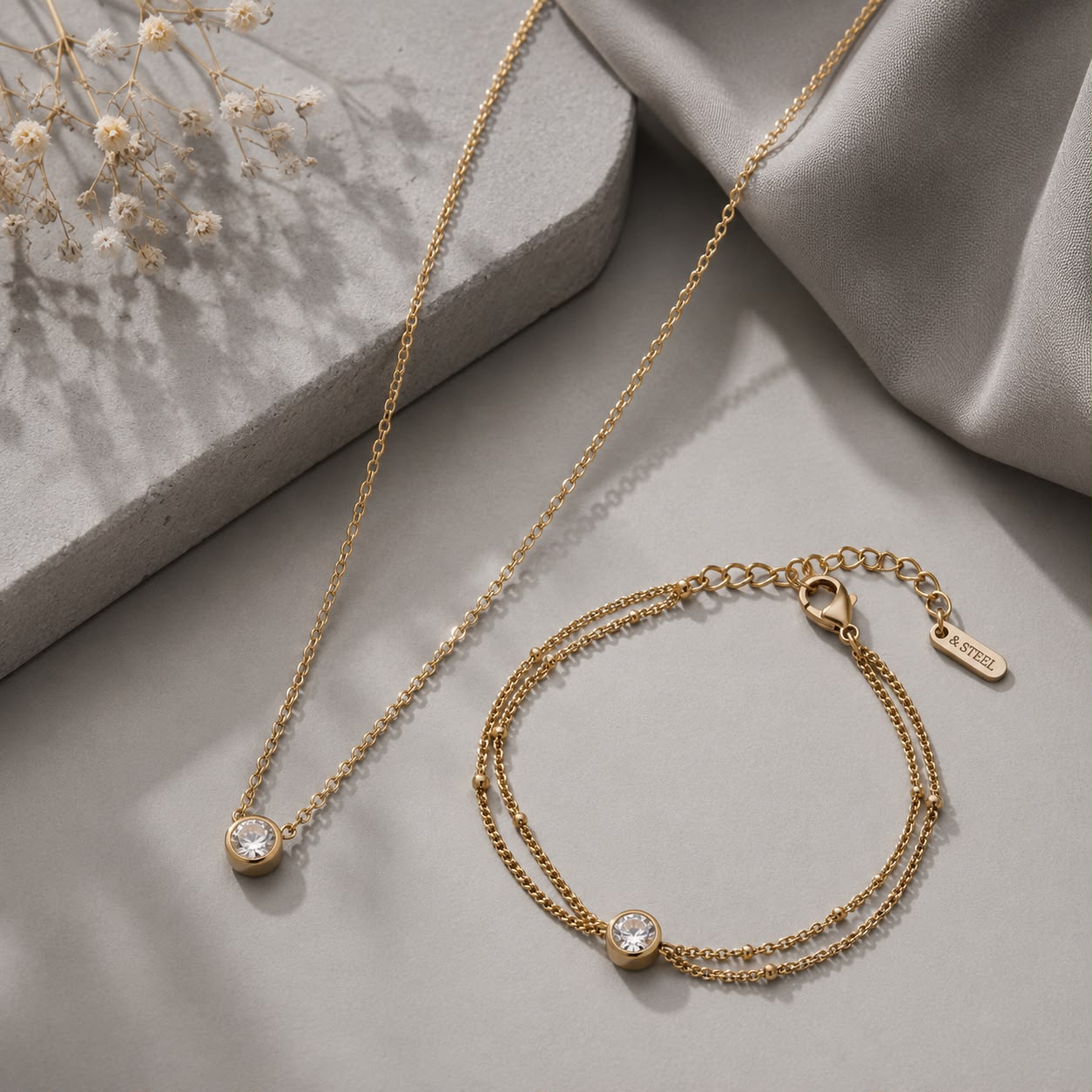 Diamond pearl  necklace with bracelet