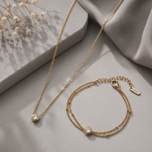Diamond pearl  necklace with bracelet
